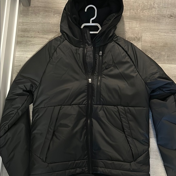 Nike Men's Black Hooded Jacket - Picture 4 of 5